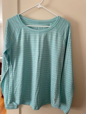 Xersion Light Aqua Heather Crew Neck Long Sleeve
